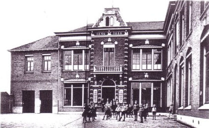 De Klokkenberg, het oude schoolgebouw